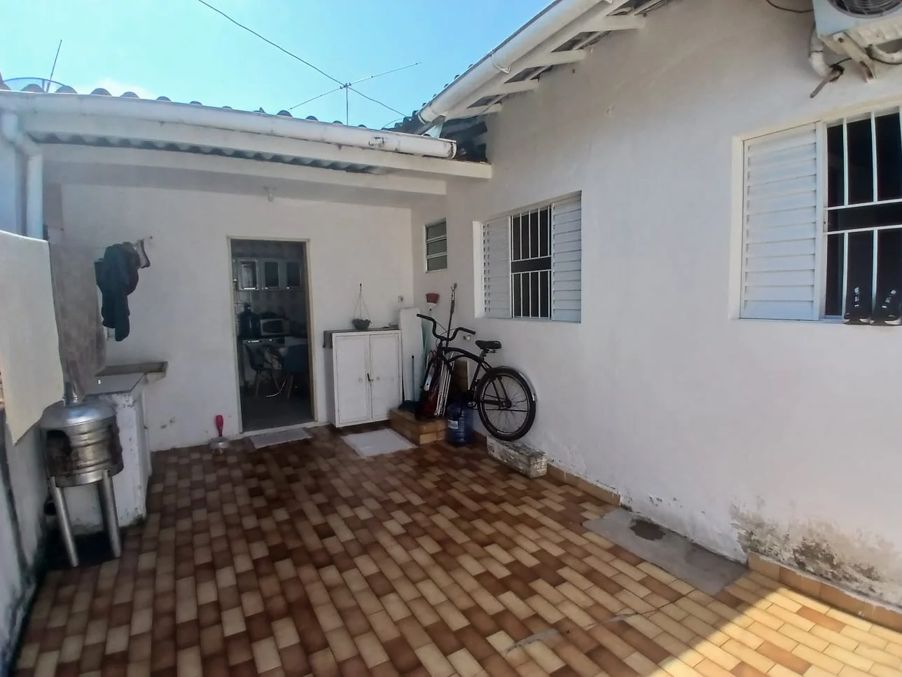 Fachada da edicula