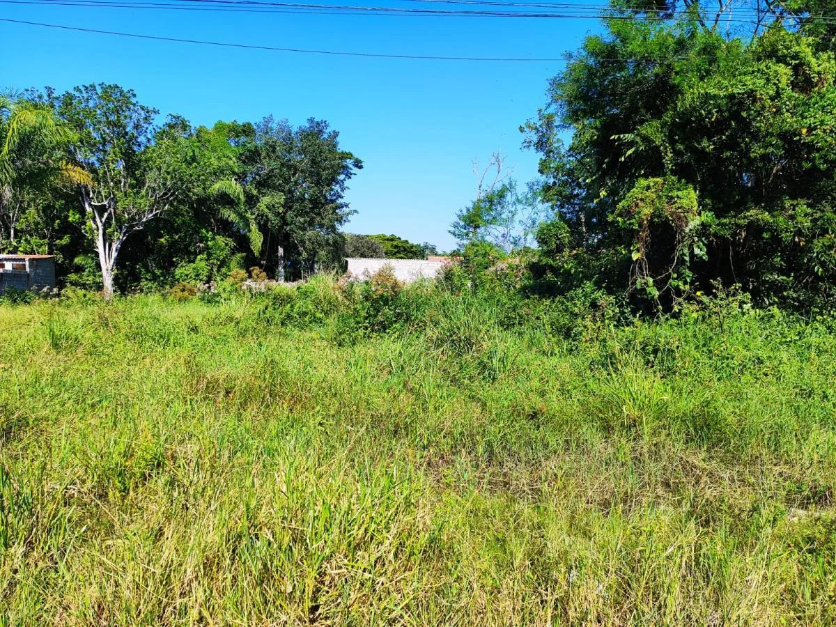 Terreno próximo à praia no bairro Marambá 2
