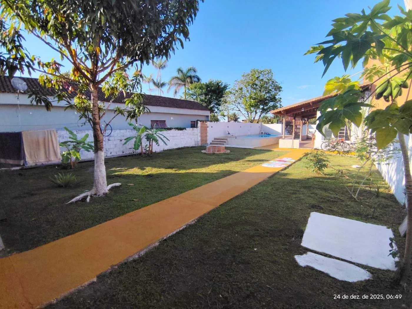 Casa com 2 dormitórios próximo à praia no bairro Cibratel 2