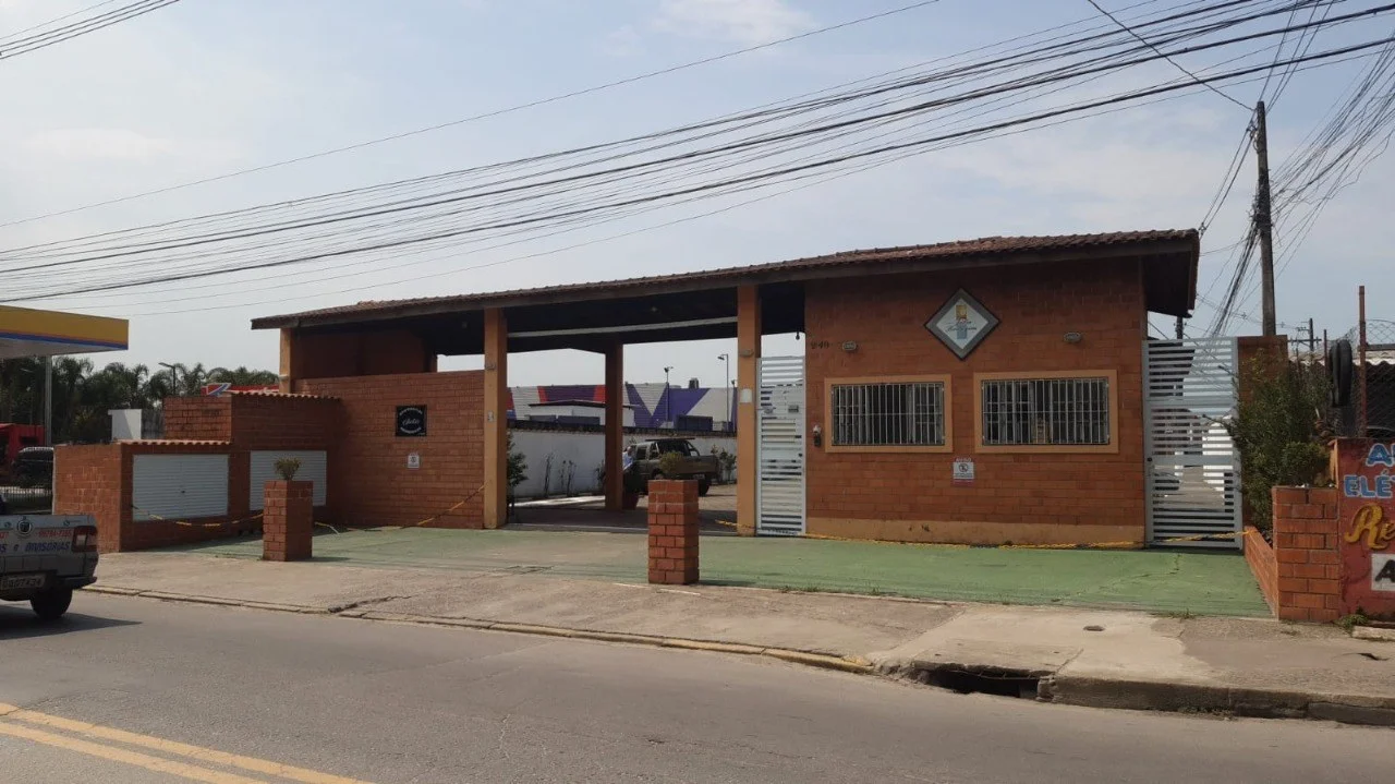 Condomínio com 2 dormitórios próximo à praia no bairro Belas Artes